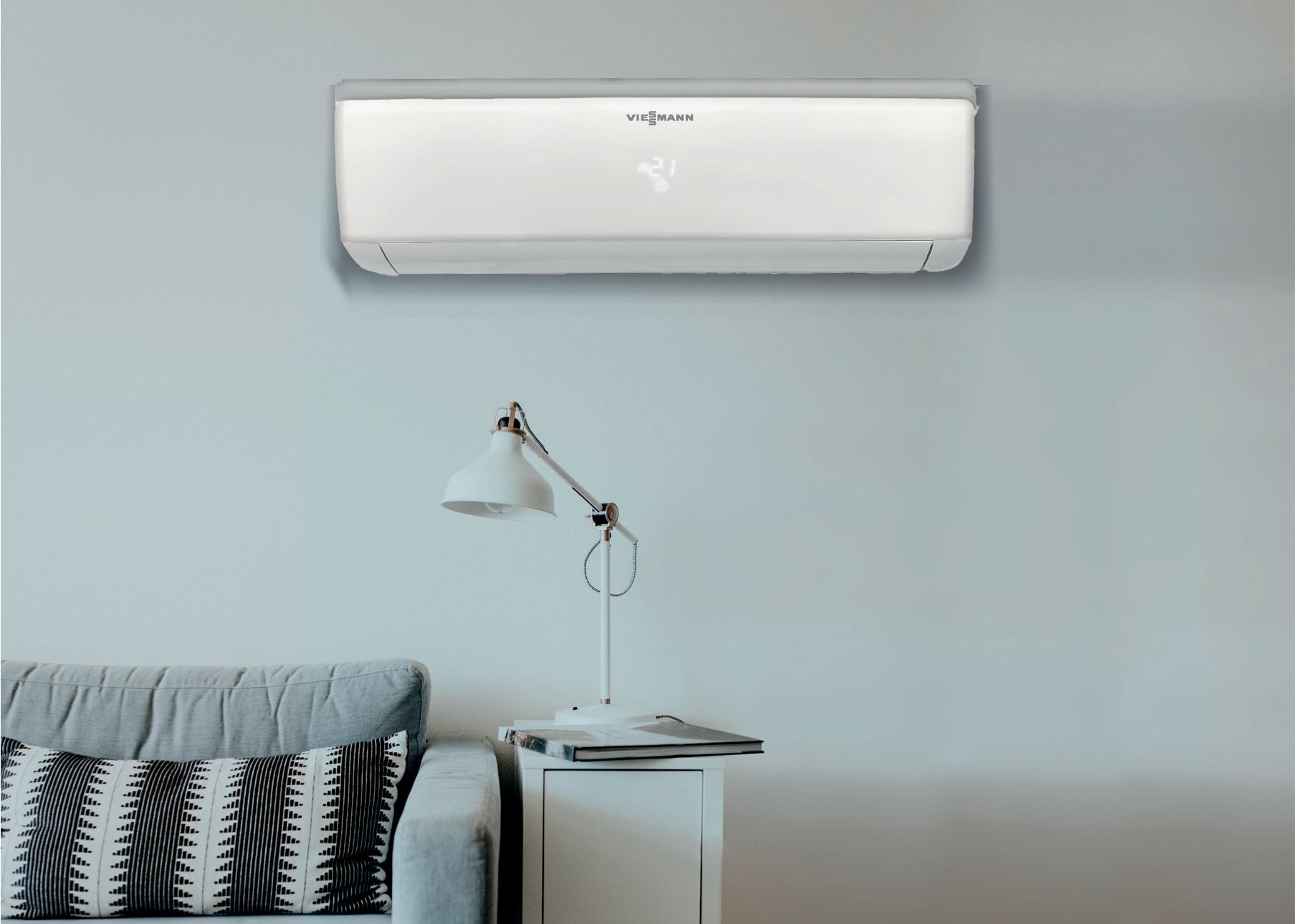 Equipo de aire acondicionado split Viessmann en un salón